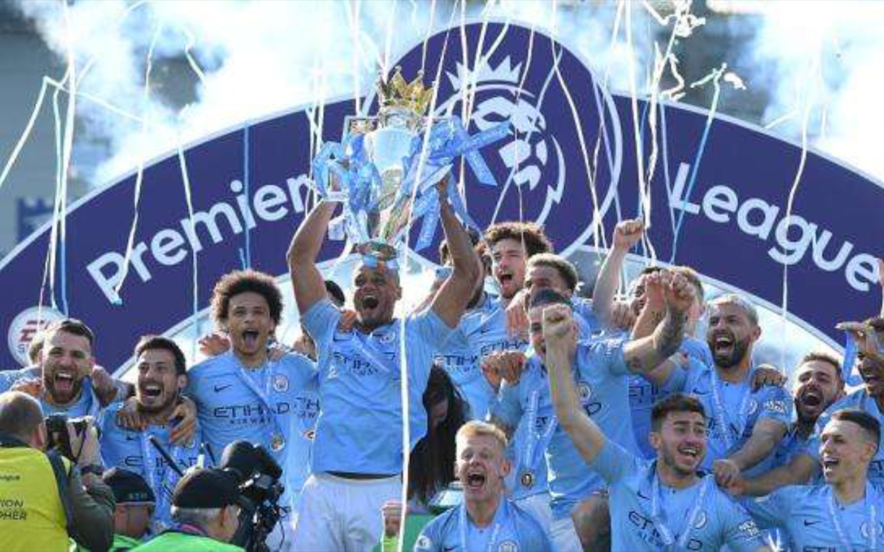 出更多辉煌 出更多辉煌