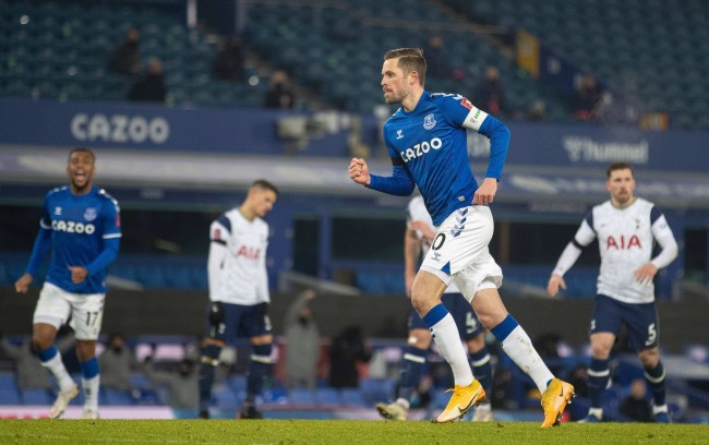 深度还是防 深度还是防